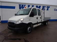 IVECO 35 C 13 D – DOUBLE CABINE – PLATEAU A RIDELLES – COFFRE DE RANGEMENT – PERMIS B