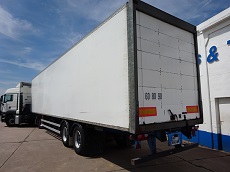 SEMI-REMORQUE FRUEHAUF DX33VC – 2 ESSIEUX – FOURGON – 33 TONNES