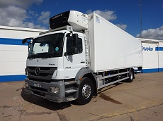MERCEDES AXOR 1829 L – 4X2 – EURO 5 – CAISSE FRIGORIFIQUE MULTITEMPERATURE ET HAYON