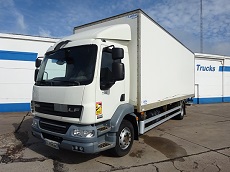 DAF FA LF 55-220 L – 4X2 – EURO 5 – CAISSE ET HAYON – 15 TONNES