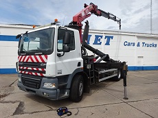 DAF FAT CF 85-360 – 6X4 – EURO 4 – SYSTEME LEVE-CONTAINER 20 T TELESCOPIQUE – GRUE 18 T/M RADIOCOMMANDEE  – GROS PONTS – 198.000 KMS !!